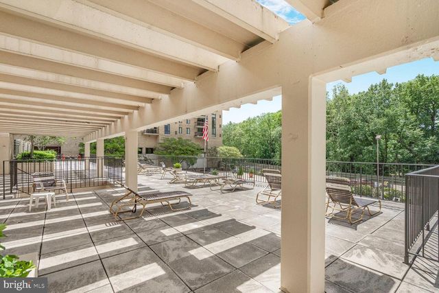 4600 S Four Mile Run Dr Apt 1014, Arlington, VA 22204