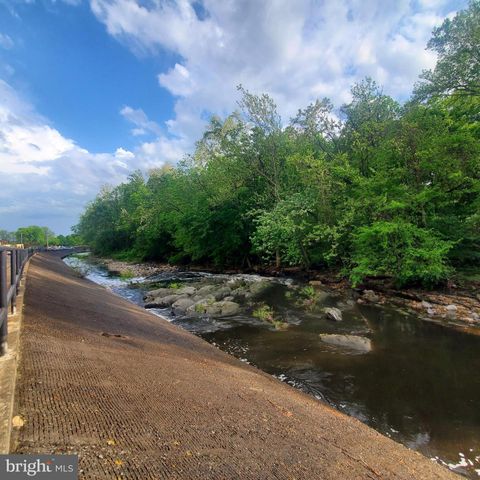 4600 S Four Mile Run Dr Apt 1014, Arlington, VA 22204