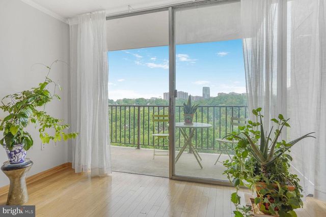 4600 S Four Mile Run Dr Apt 1014, Arlington, VA 22204
