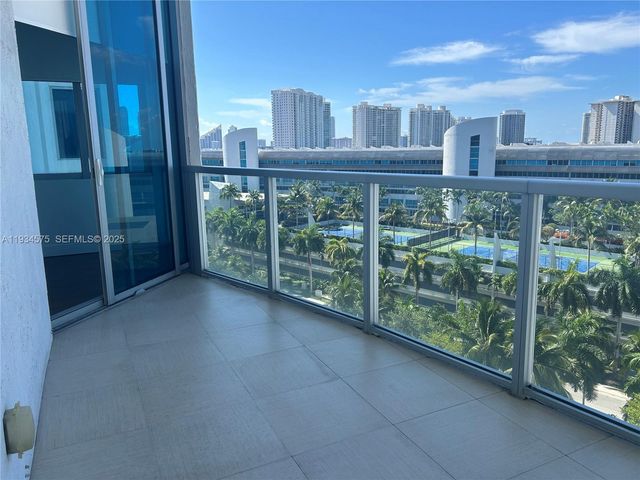 3029 NE 188th St 905, Aventura, FL 33180