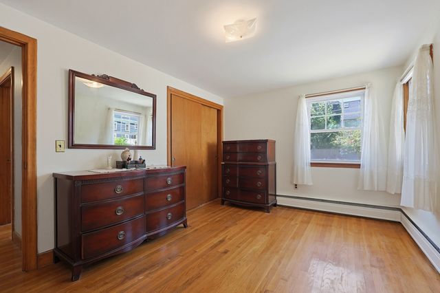 10 Meyer St, Boston, MA 02131