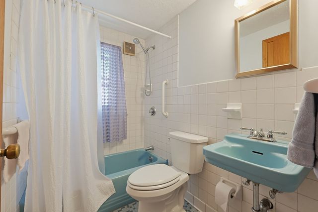 10 Meyer St, Boston, MA 02131