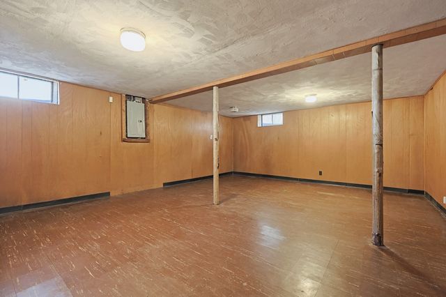 10 Meyer St, Boston, MA 02131