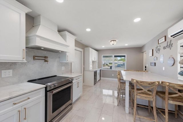 12468 EMPIRE DRIVE, Seminole, FL 33772