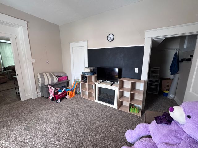 810 S Green Street, Crawfordsville, IN 47933