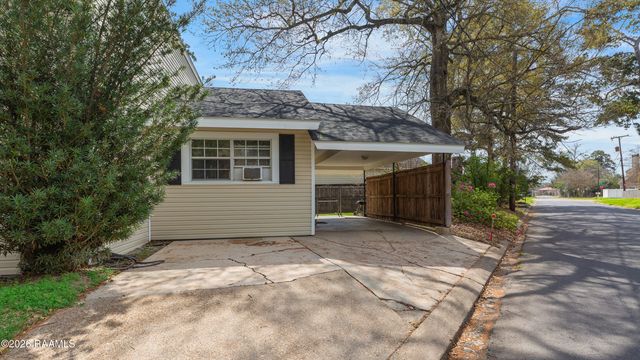 211 Saint Louis Street, Lafayette, LA 70506