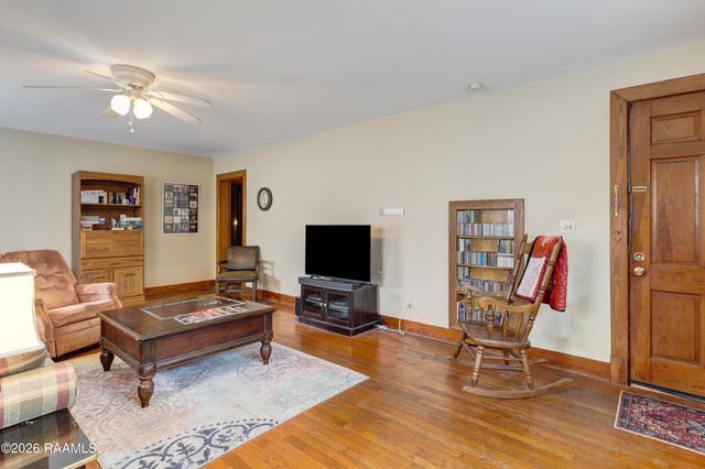 211 Saint Louis Street, Lafayette, LA 70506