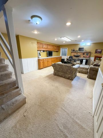 1404 Amy Lane, Libertyville, IL 60048