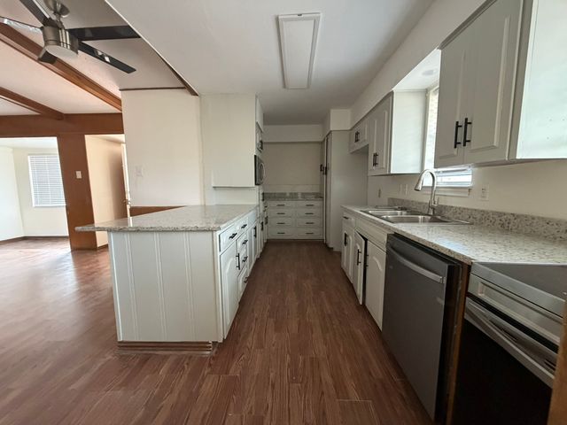 1817 W Belden Street, Sherman, TX 75092