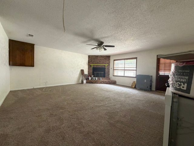 1817 W Belden Street, Sherman, TX 75092