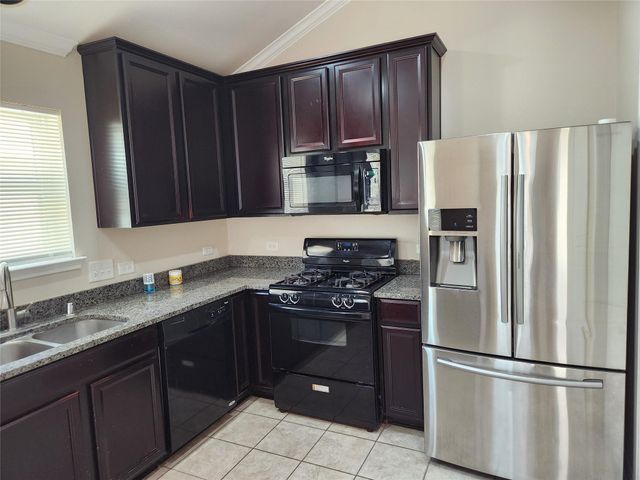 2411 Village Stone Court, Katy, TX 77493