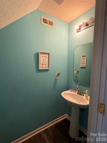 2026 Edenderry Drive, Statesville, NC 28625