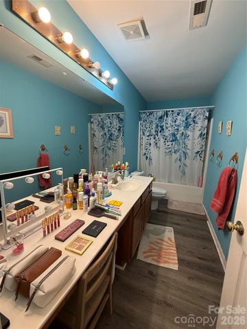 2026 Edenderry Drive, Statesville, NC 28625