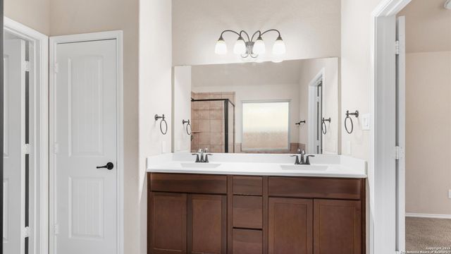 120 Buckskin, Cibolo, TX 78108