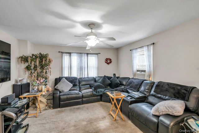 112 Foster Boulevard, Babylon, NY 11702