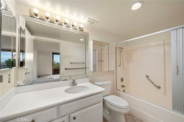 24055 Paseo Del Lago 562, Laguna Woods, CA 92637