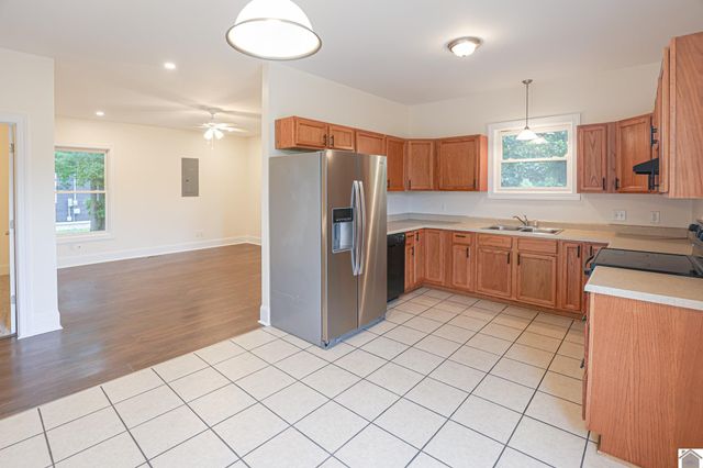 622 Fountain Ave, Paducah, KY 42001
