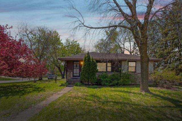 828 Northdale Boulevard NW, Coon Rapids, MN 55448