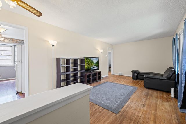 828 Northdale Boulevard NW, Coon Rapids, MN 55448