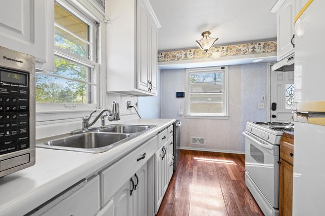 828 Northdale Boulevard NW, Coon Rapids, MN 55448