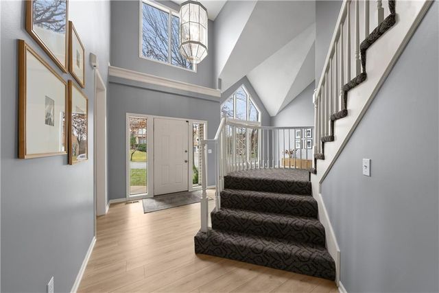 14602 HEMLOCK Street, Overland Park, KS 66223