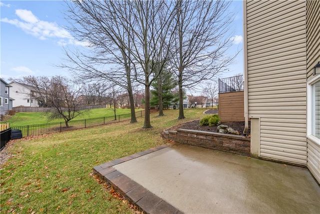 14602 HEMLOCK Street, Overland Park, KS 66223