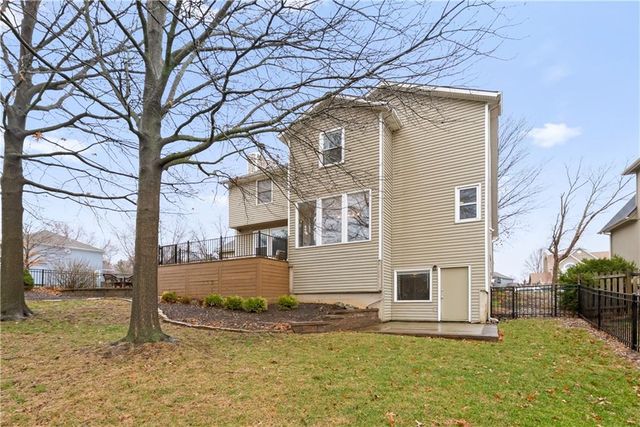 14602 HEMLOCK Street, Overland Park, KS 66223