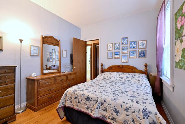 2221 119th Place, Blue Island, IL 60406