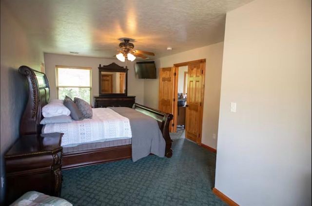 247 East Lake, Medicine Park, OK 73557