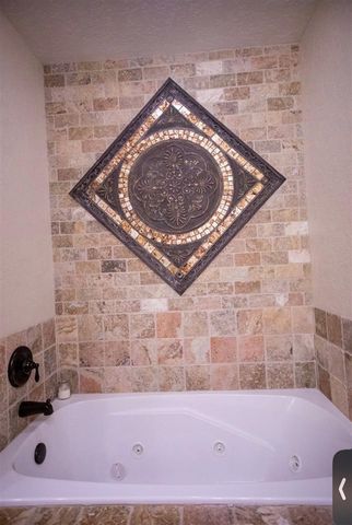 247 East Lake, Medicine Park, OK 73557