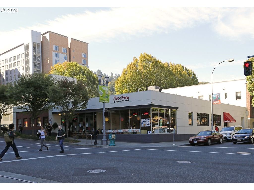 1909 Sw 6TH Ave, Portland, OR 97201