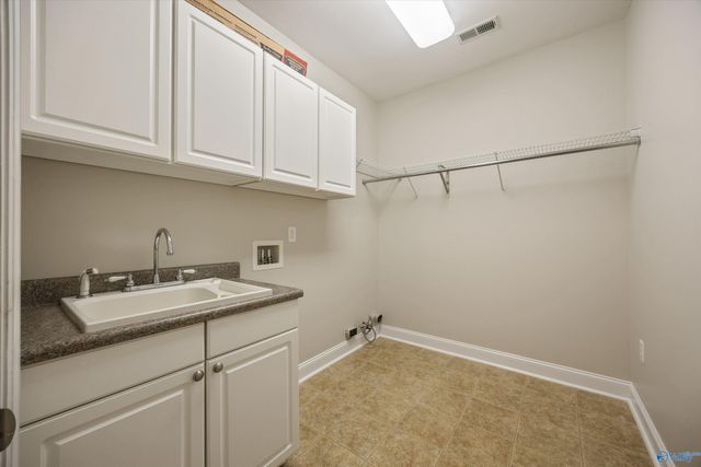 7011 Freedom Park Circle SE, Owens Cross Roads, AL 35763