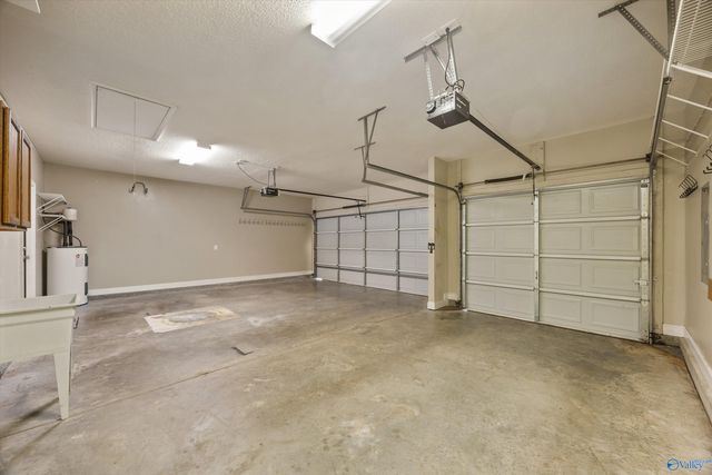 7011 Freedom Park Circle SE, Owens Cross Roads, AL 35763