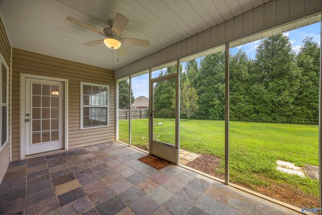 7011 Freedom Park Circle SE, Owens Cross Roads, AL 35763