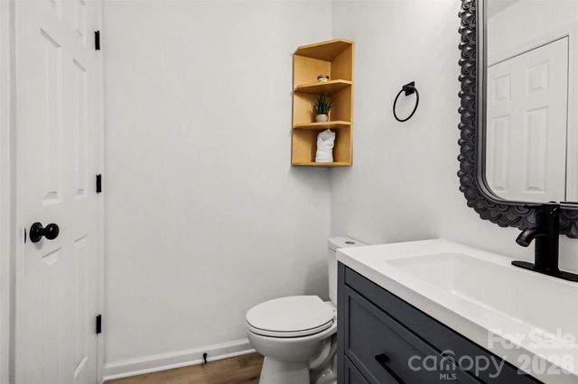 3653 Melrose Cottage Drive, Matthews, NC 28105