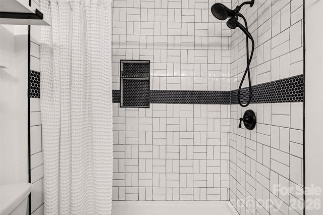 3653 Melrose Cottage Drive, Matthews, NC 28105