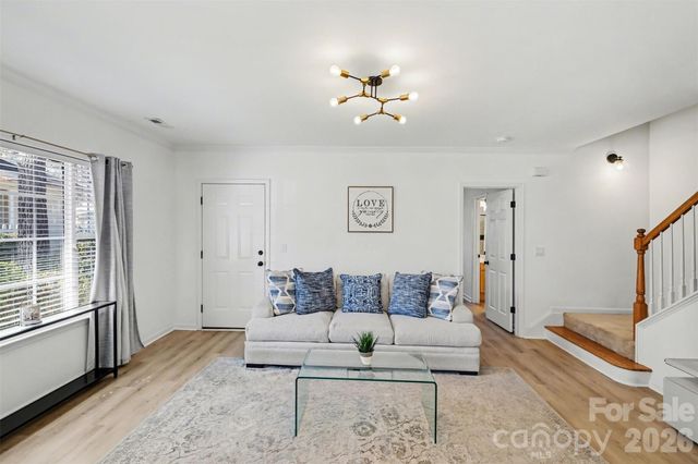 3653 Melrose Cottage Drive, Matthews, NC 28105