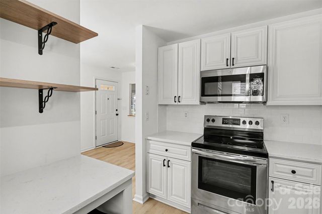 3653 Melrose Cottage Drive, Matthews, NC 28105