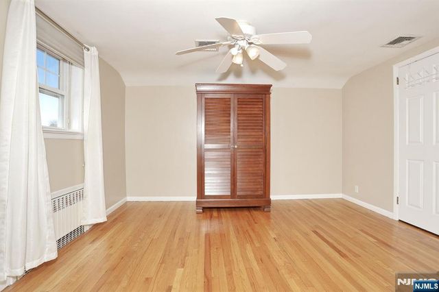 16 Maple Avenue, South Hackensack, NJ 07606