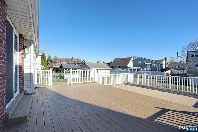 16 Maple Avenue, South Hackensack, NJ 07606