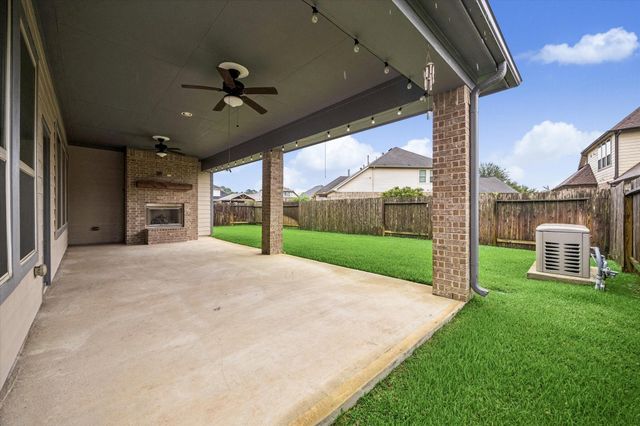 31734 Serrano Bluff Lane, Spring, TX 77386