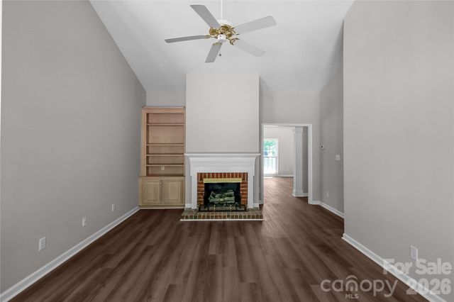 10713 Ridge Acres Road, Charlotte, NC 28214