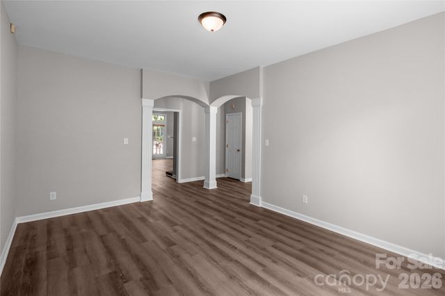 10713 Ridge Acres Road, Charlotte, NC 28214