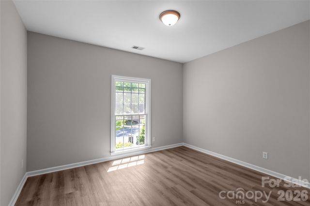 10713 Ridge Acres Road, Charlotte, NC 28214