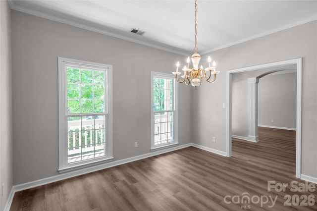 10713 Ridge Acres Road, Charlotte, NC 28214