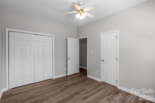 10713 Ridge Acres Road, Charlotte, NC 28214