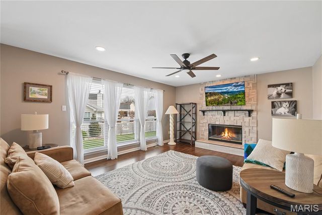 413 Lea Harbor Court, Wildwood, MO 63040