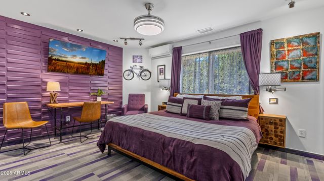 303 W JUNIPER Avenue, Flagstaff, AZ 86001