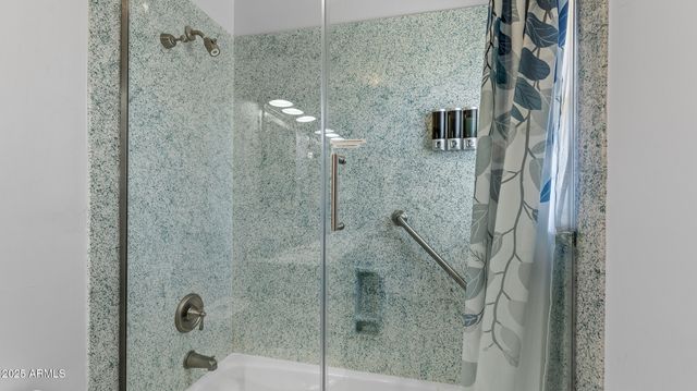 303 W JUNIPER Avenue, Flagstaff, AZ 86001