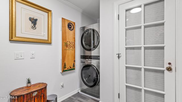 303 W JUNIPER Avenue, Flagstaff, AZ 86001